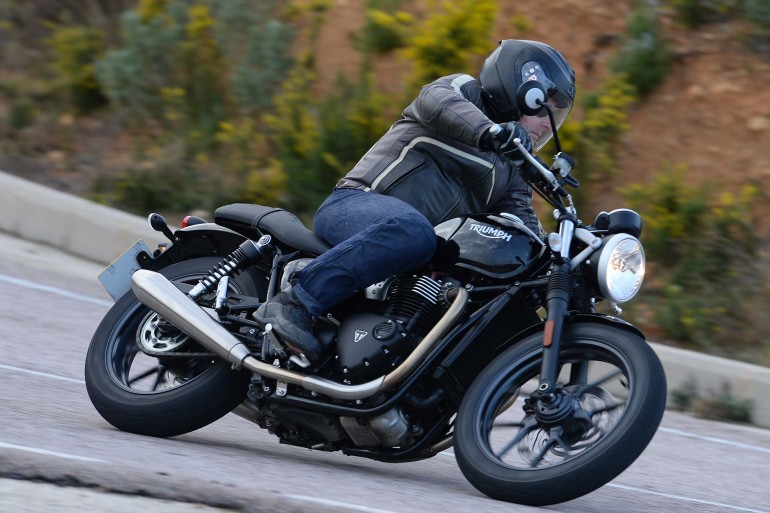 TriumphBonnevilleStreetTwin-032