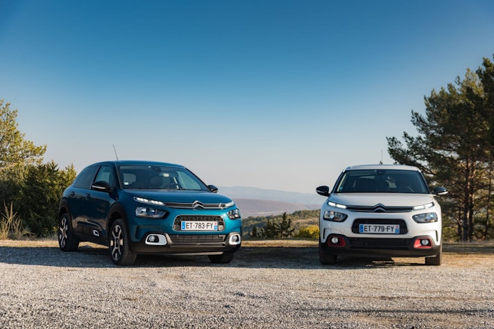 Citroen-C4-cactus-2018-statiche – 8