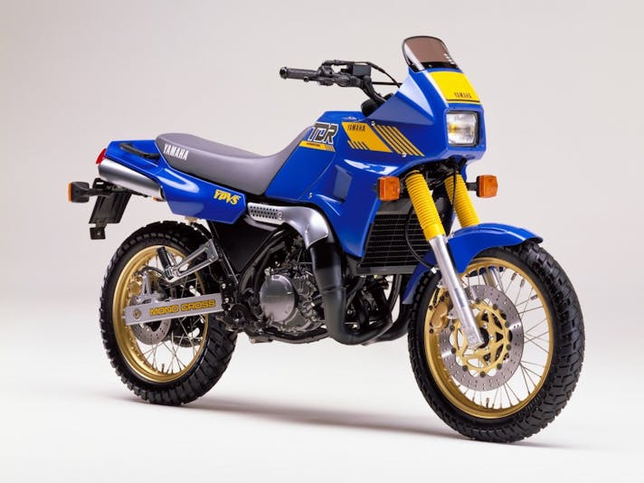 01-yamaha-tdr250-1988