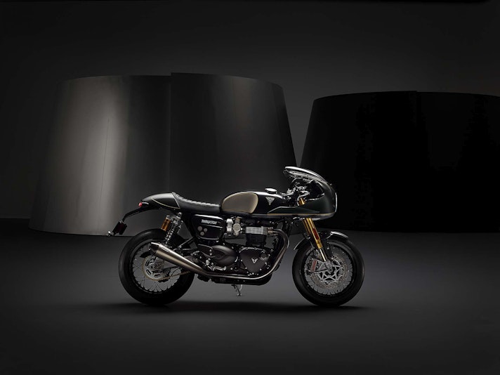 Triumph-Thruxton-TFC-001