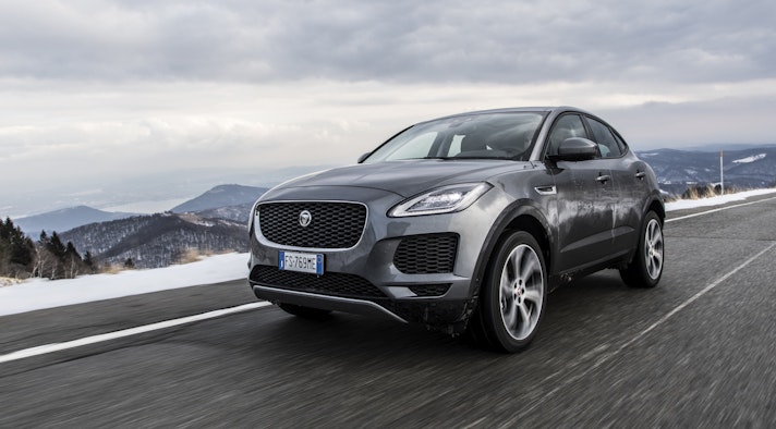 jaguar-e-pace-11