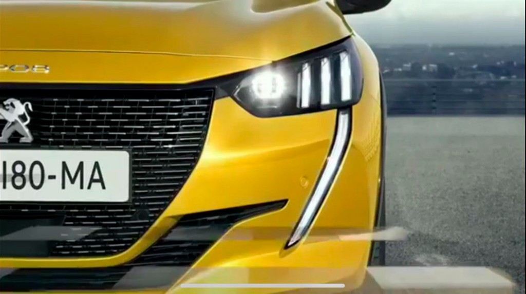 Peugeot 208 2019 strumentazione