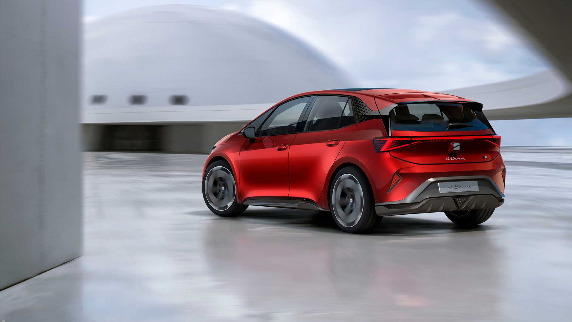 Seat el-Born rossa curva