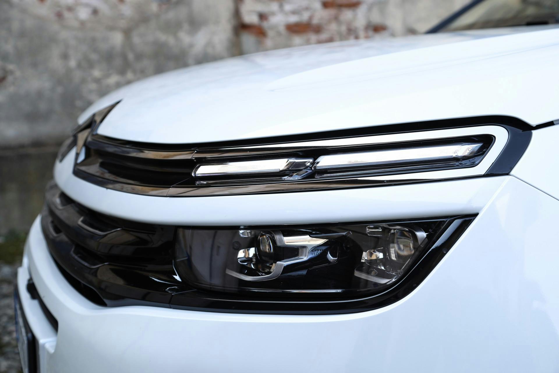 Citroen C5 Aircross 2019 auto fanali