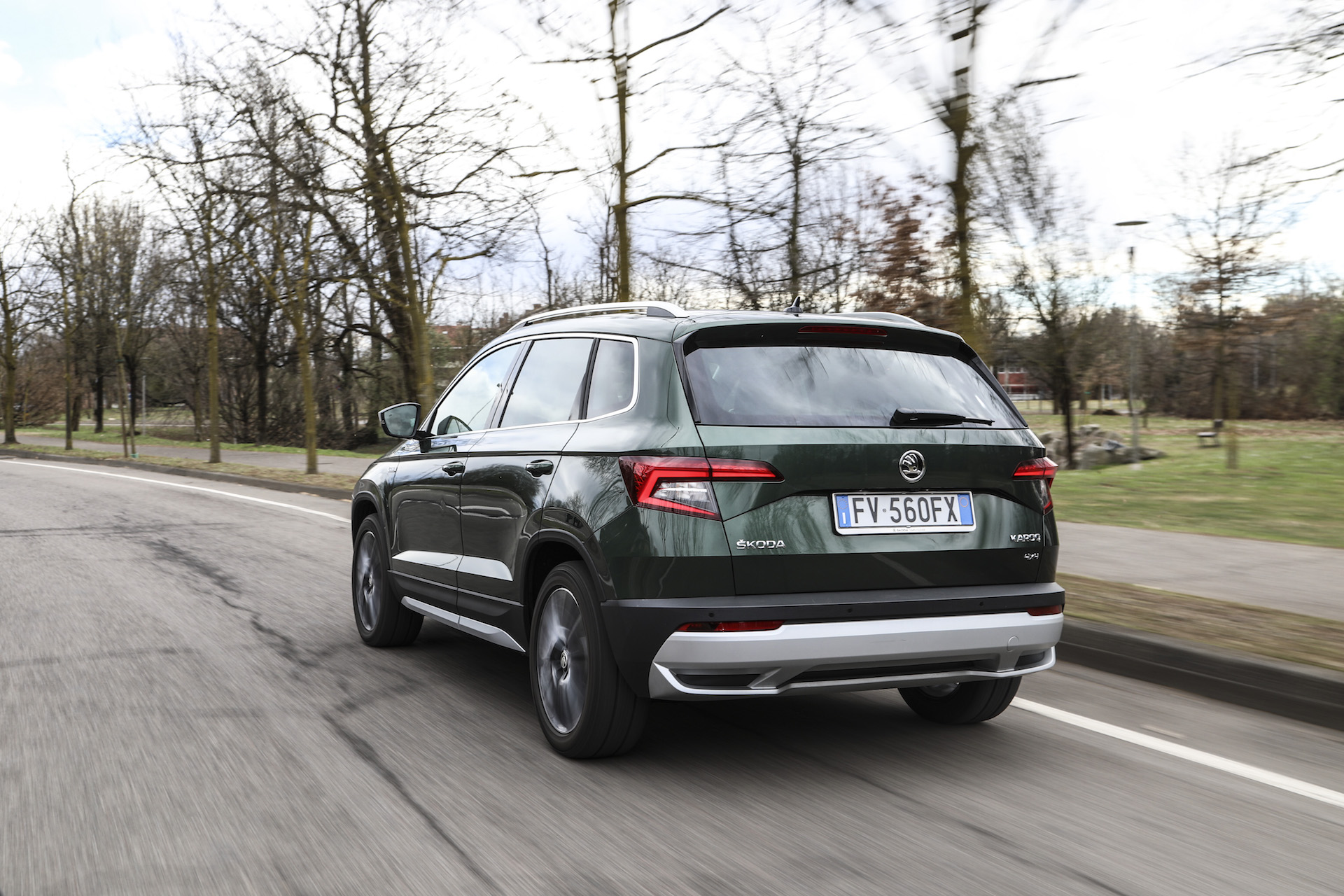 Skoda Karoq Scout auto 4x4 verde scuro