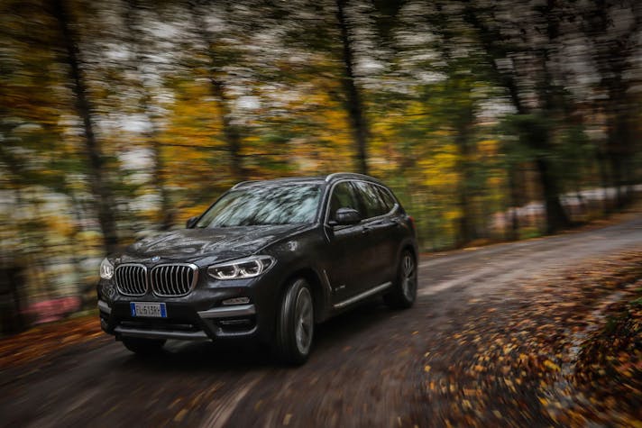 BMWX32018-10