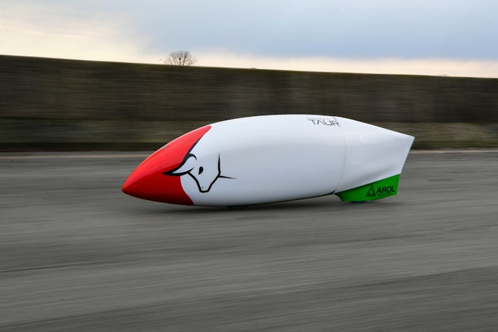 taurus-cycling-speed-record-2019-00019