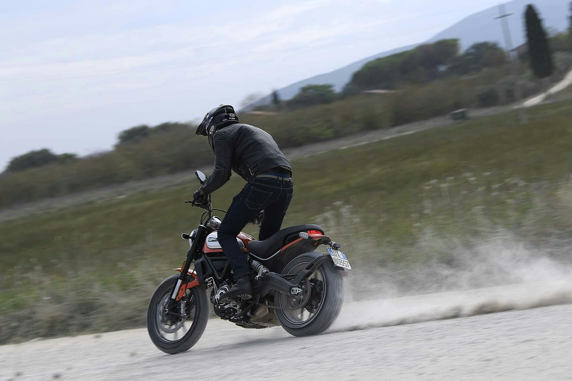 Ducati Scrambler 800 Icon 2019 sterrato