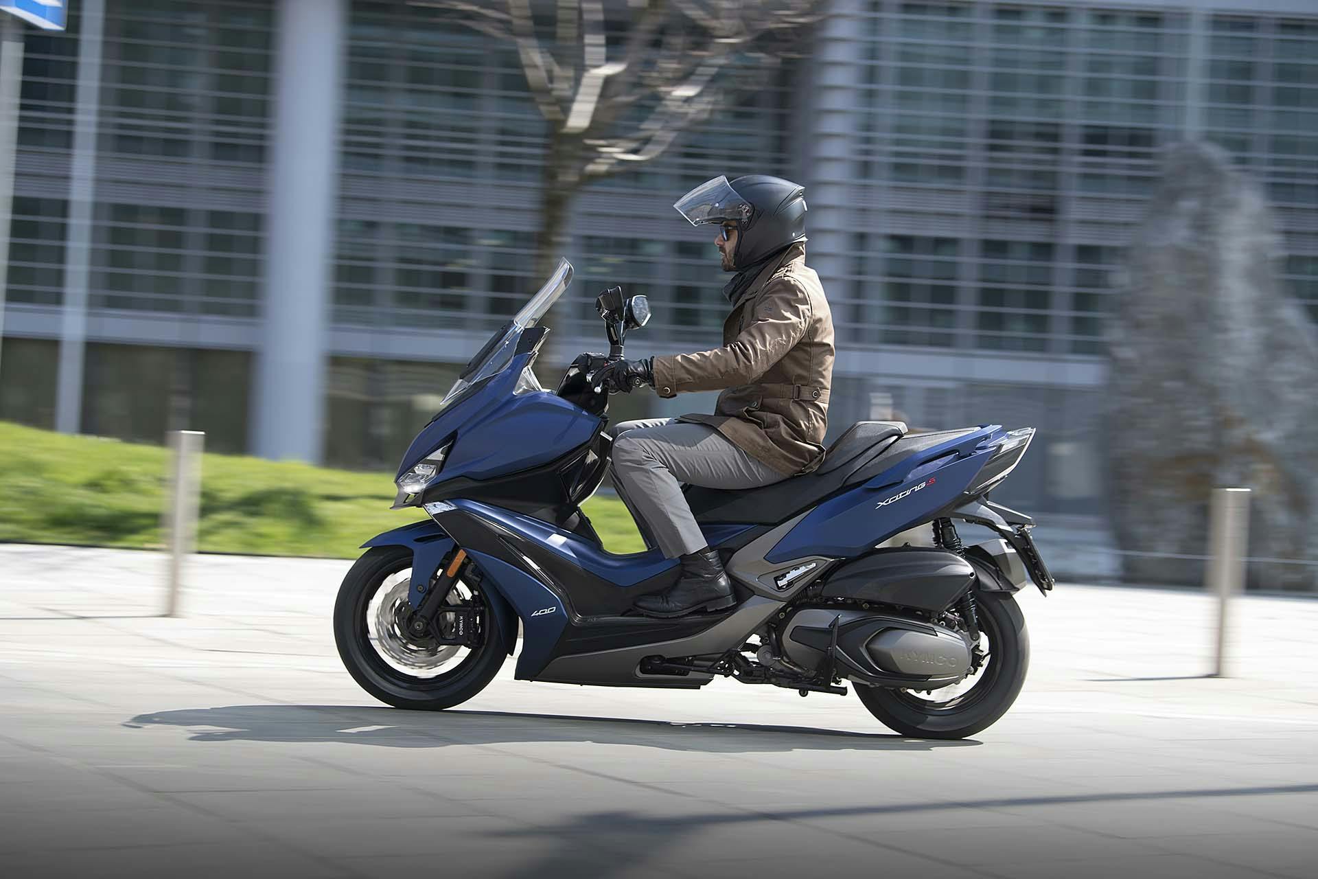 Kymco Xciting 400 S - città