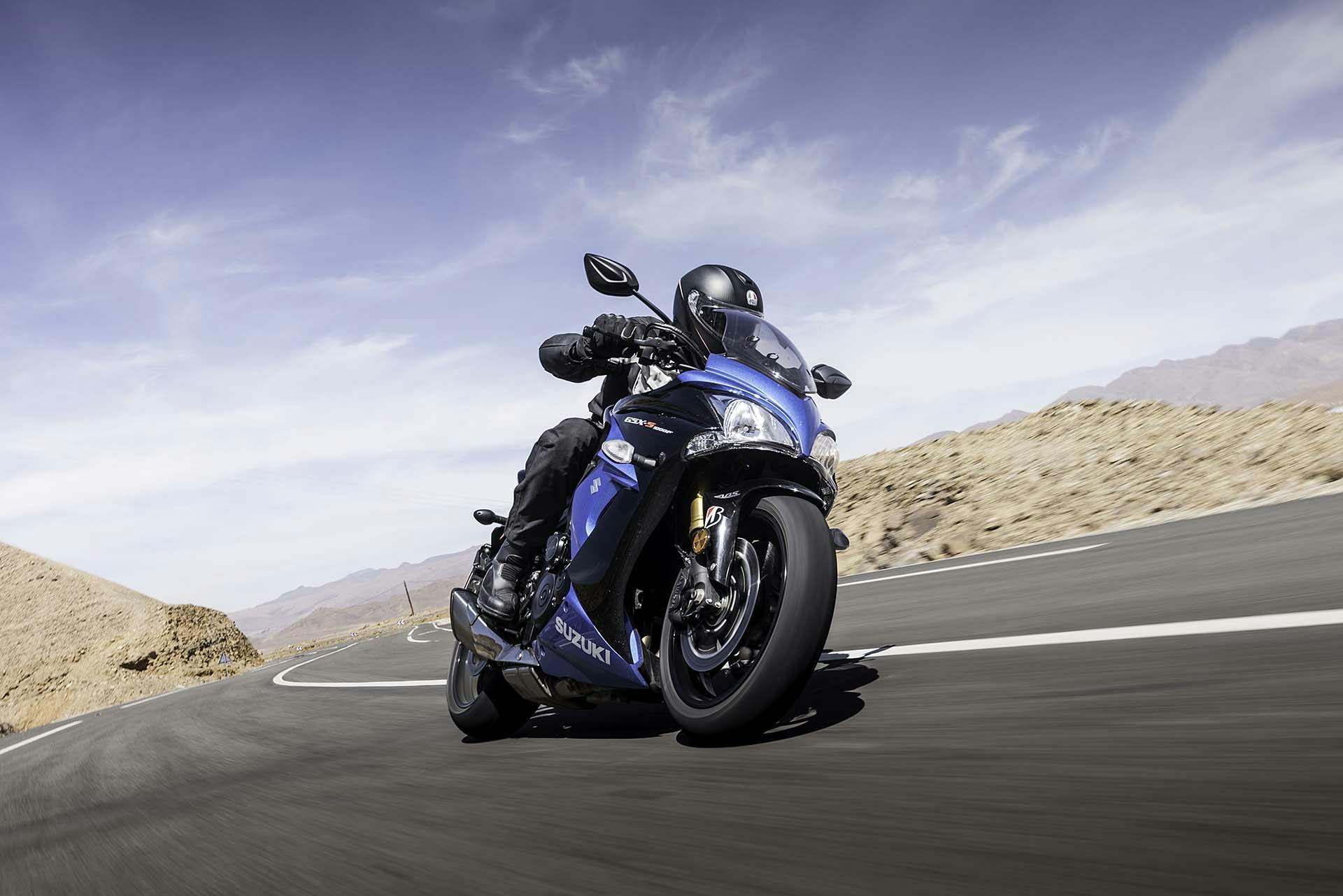 Prova Suzuki Gsx S1000f Hooligan Turistica Prova Suzuki Gsx S1000f Hooligan Turistica
