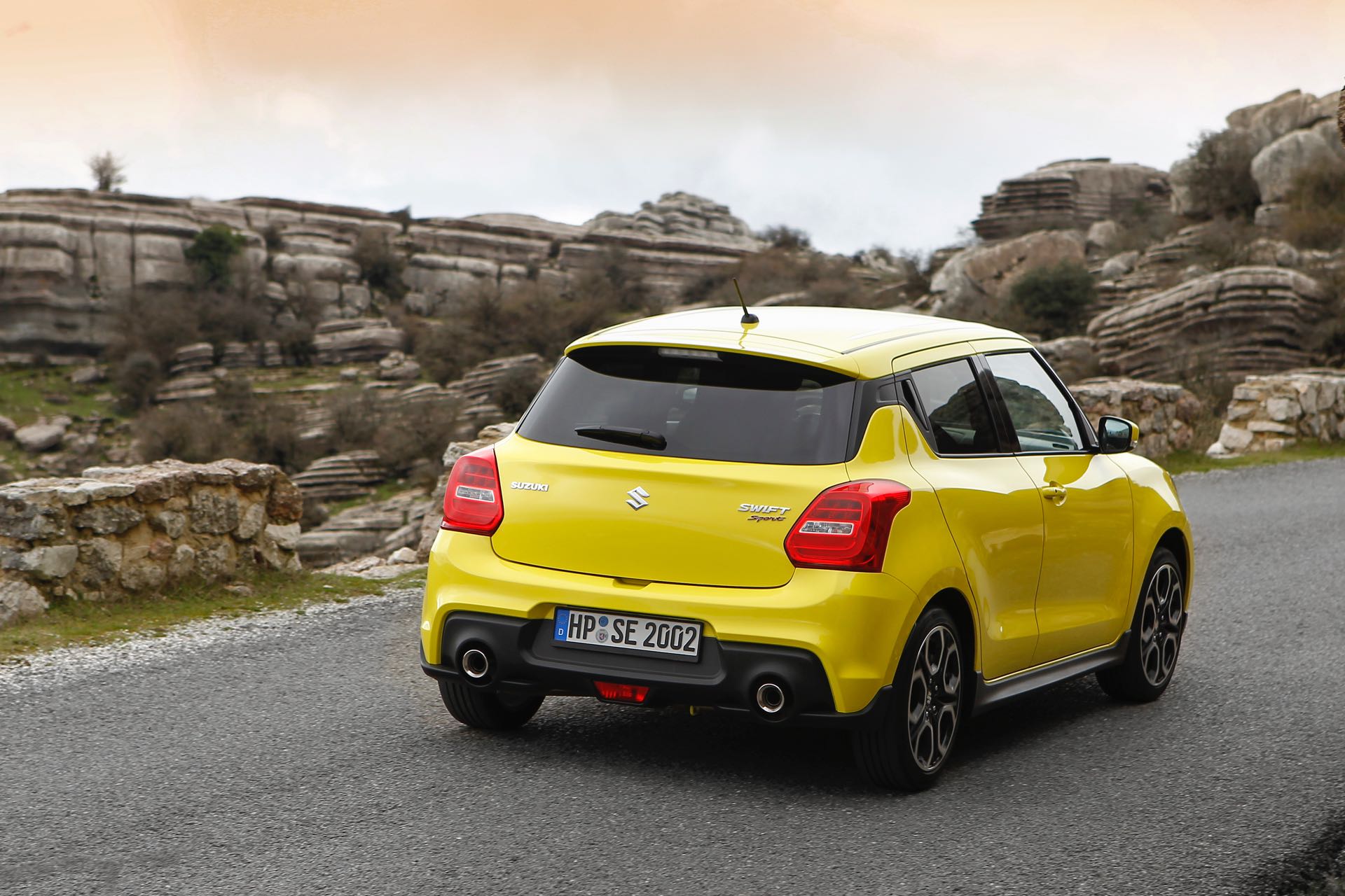 Suzuki Swift Sport in colore Champion Yellow