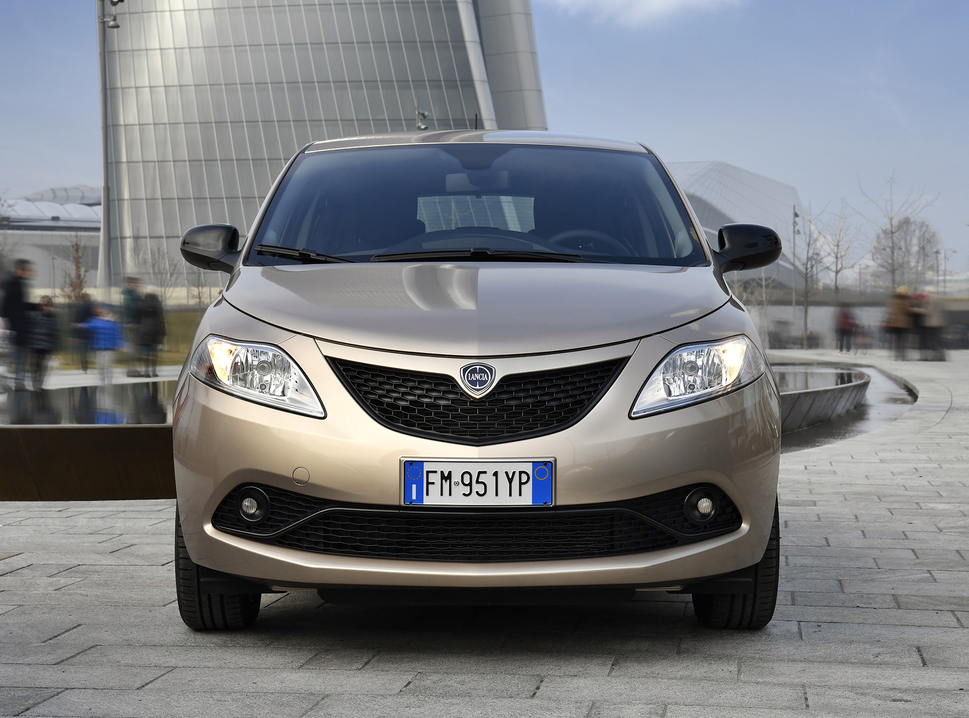 Lancia Ypsilon Gold frontale