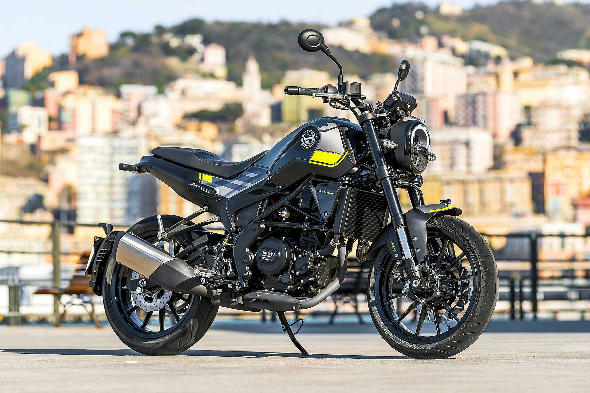 Benelli-Leoncino-250