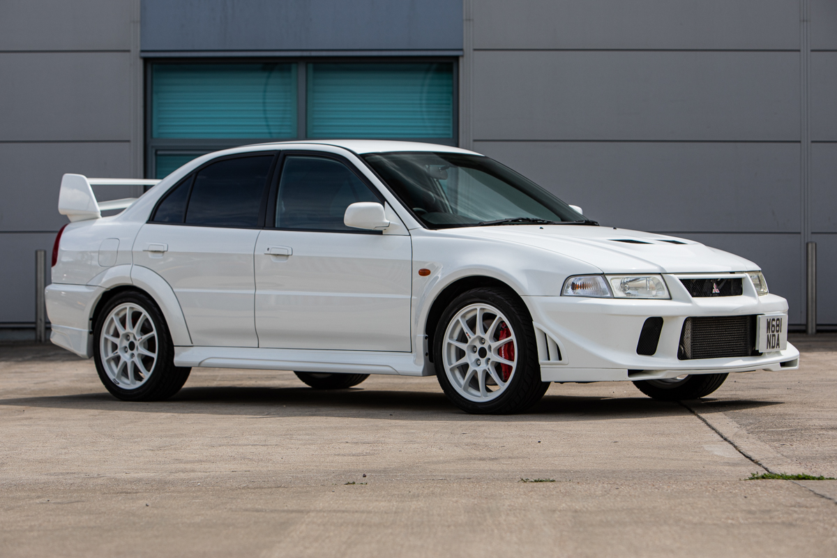 2000 Mitsubishi Lancer Evo VI Tommi Makkinen Edition (White)