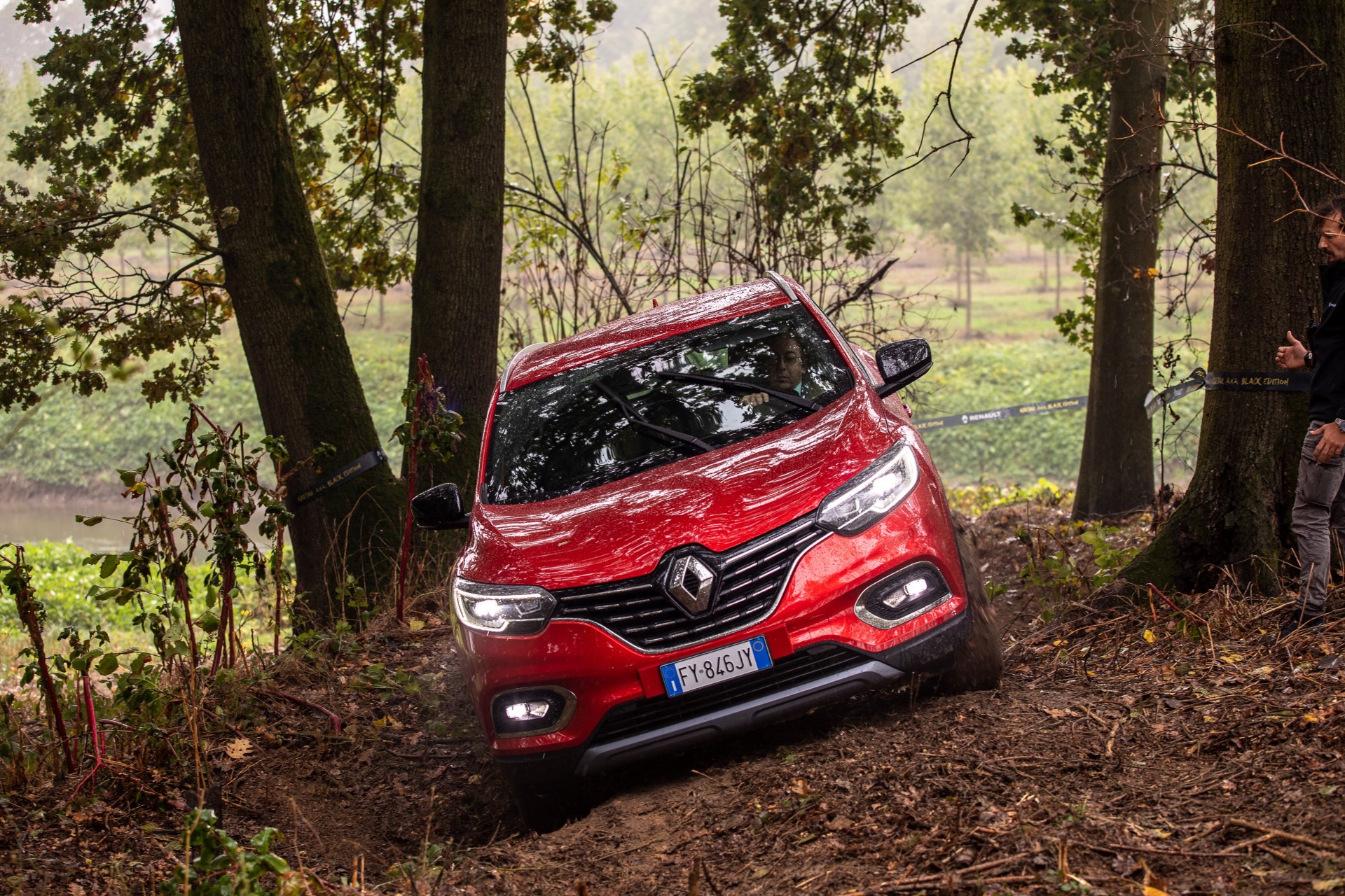 Renault-Kadjar-4×4-Black-Edition-2019_0011