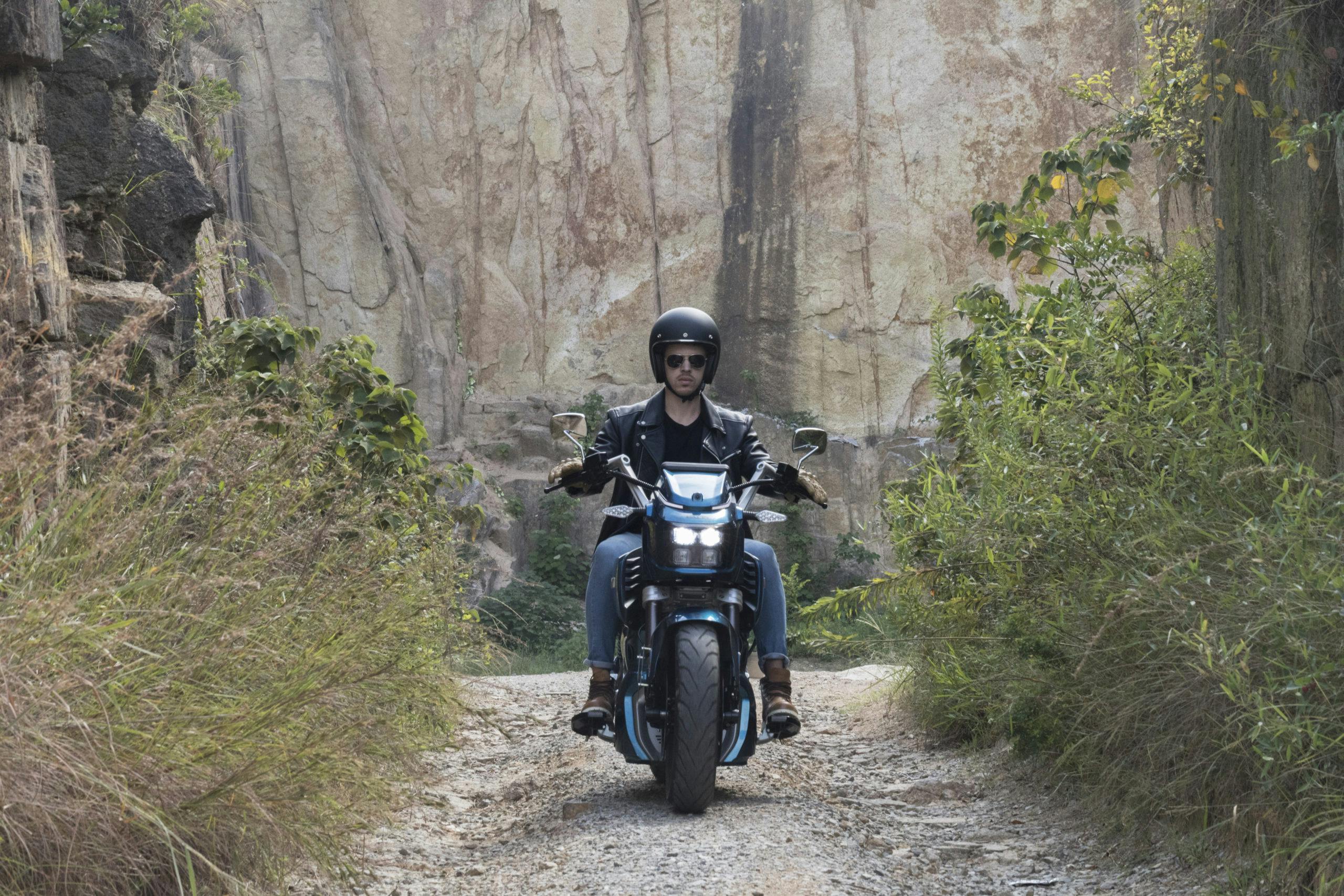 Hadin Panther dinamica