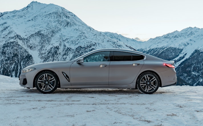 BMW-8-GranCoupe-2020_0009