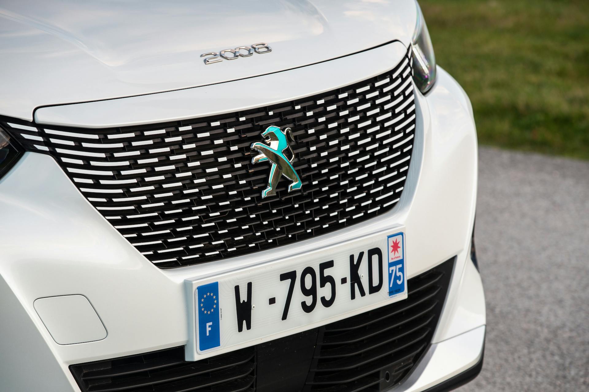 PEUGEOT_2008_elettrica