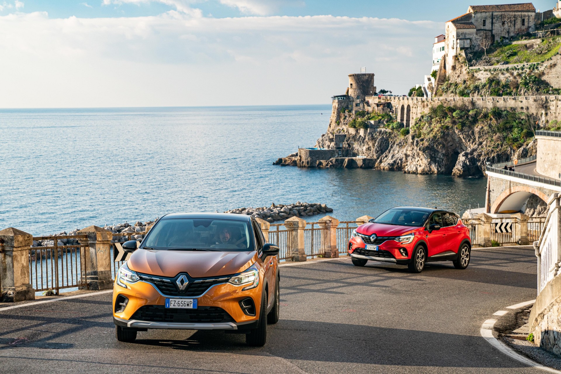 CS – Nuovo Renault CAPTUR: l’innovazione diventa rivoluzione
