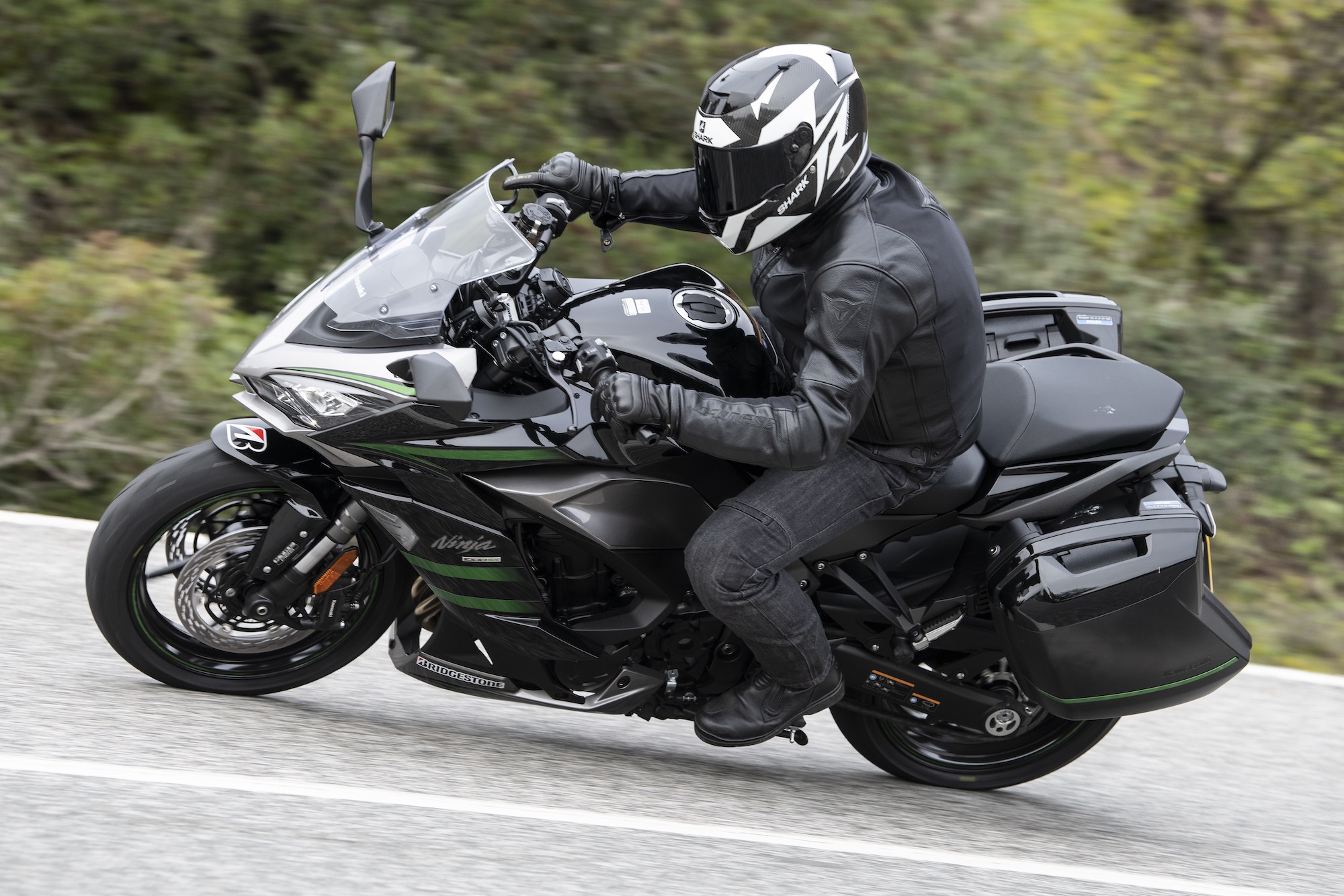 Kawaski Ninja 1000SX Azione 