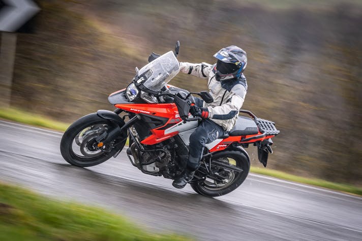 Suzuki-VStrom-1050-XT-2020_00047