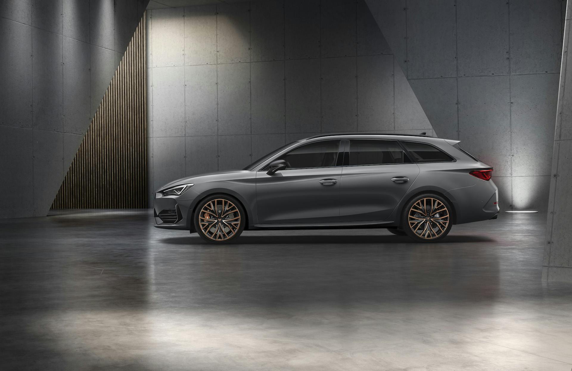 Cupra Leon SW ibrida plug in