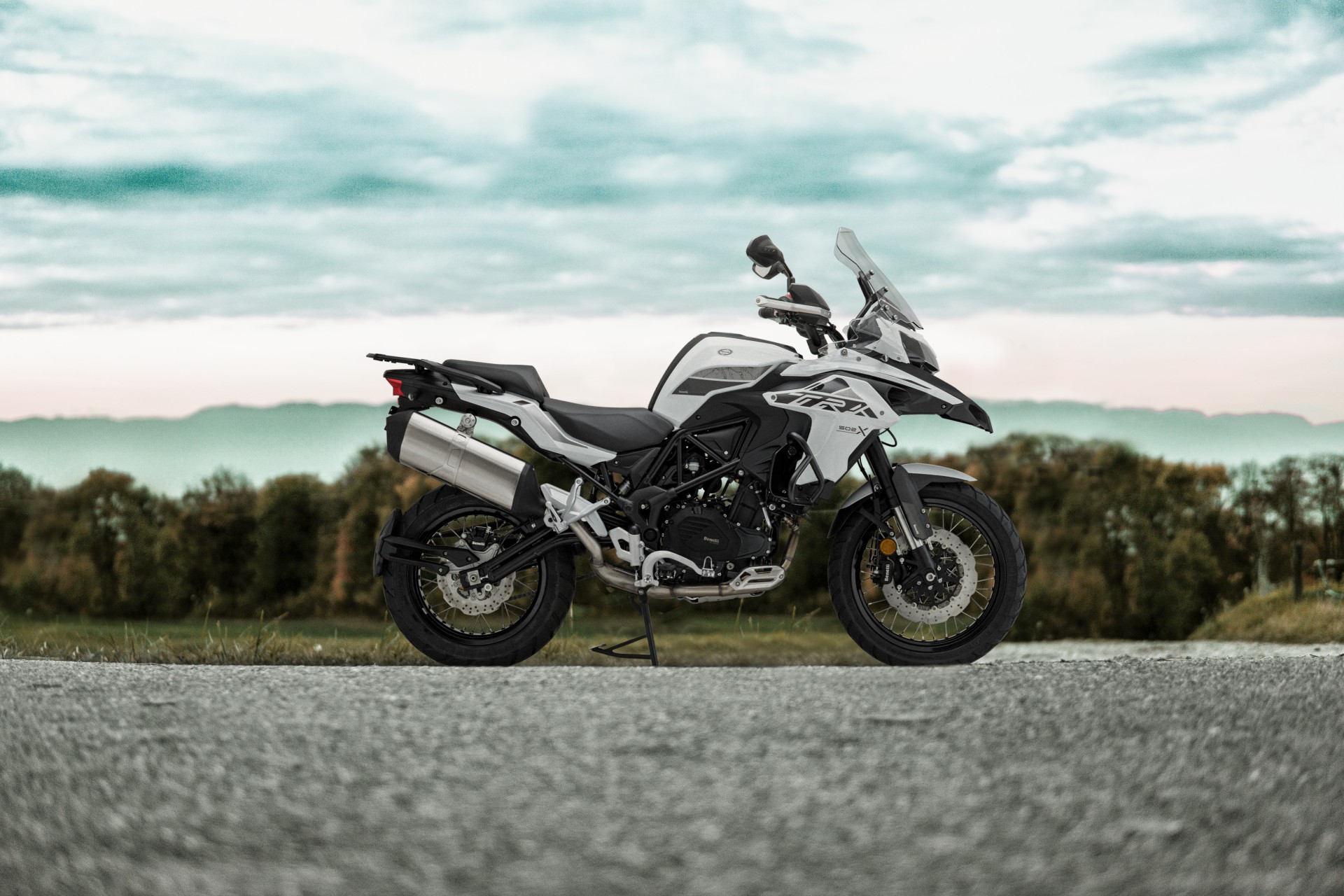 Benelli Trk 502X 2020 Bianca moto neopatentati A2