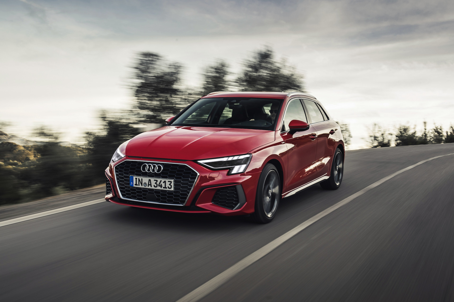 Audi A3 Sportback rossa, test drive