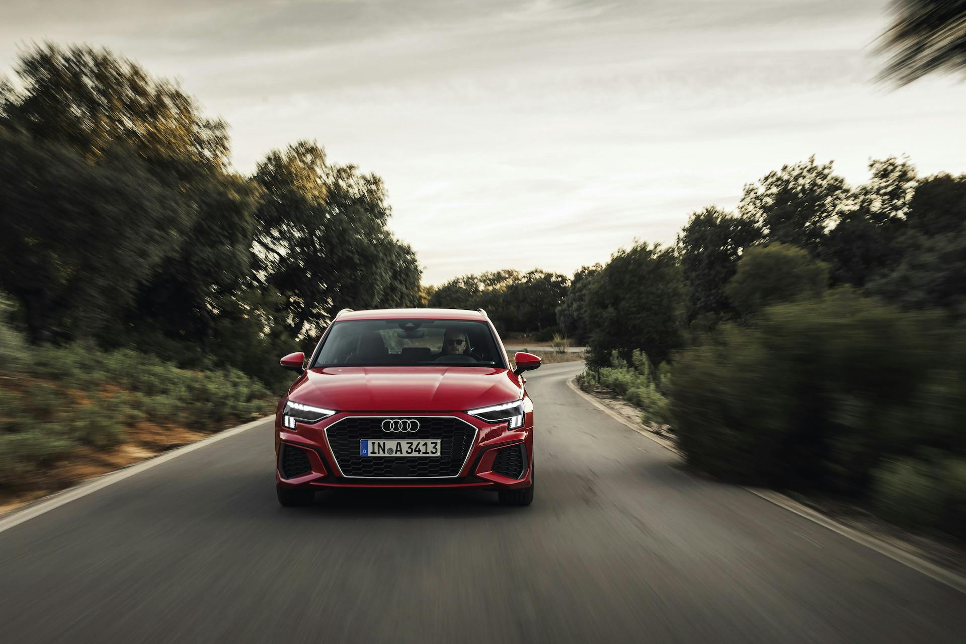 Audi A3 Sportback rossa, test drive