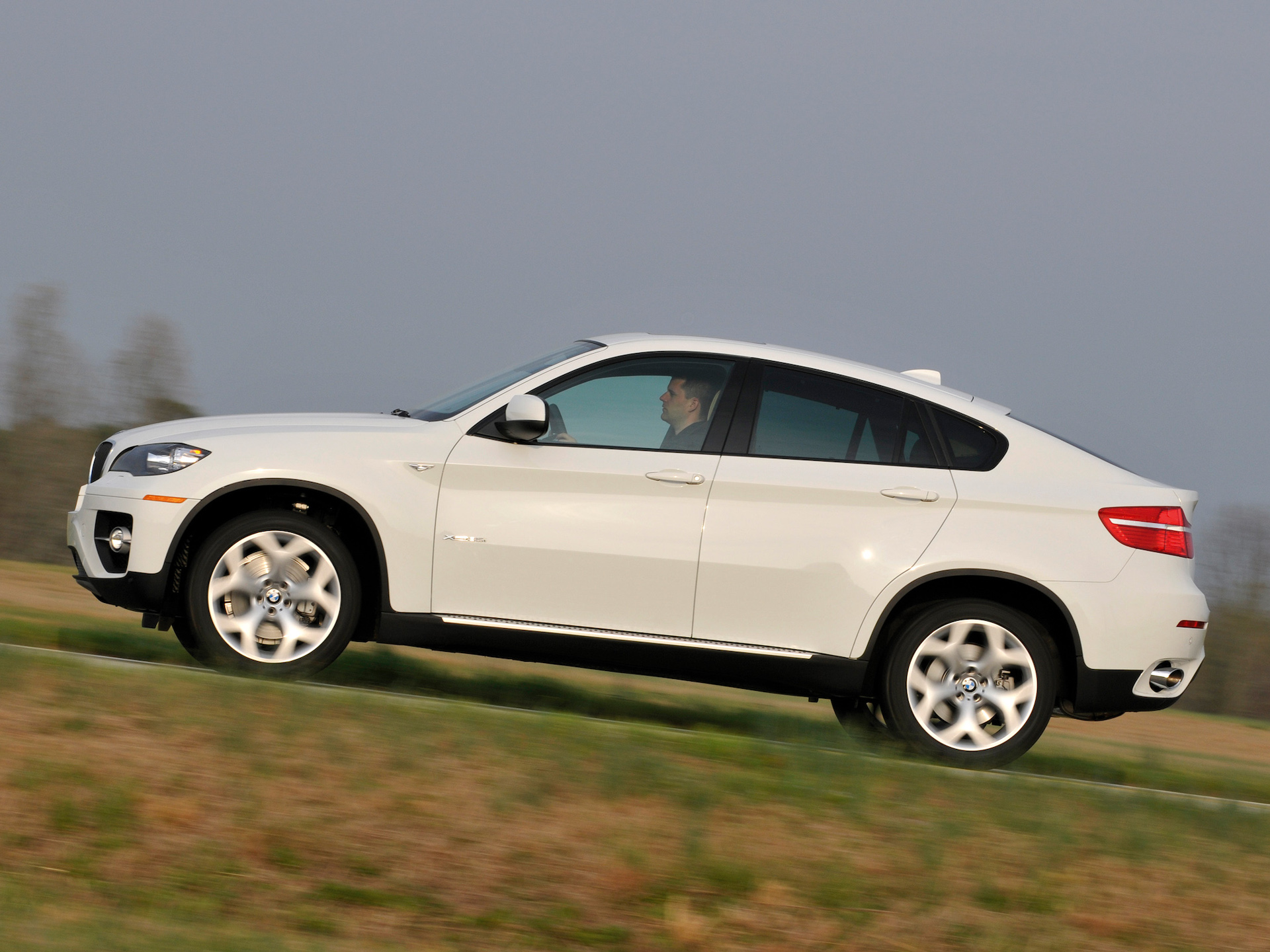 bmw_x6_storia SUV BMW