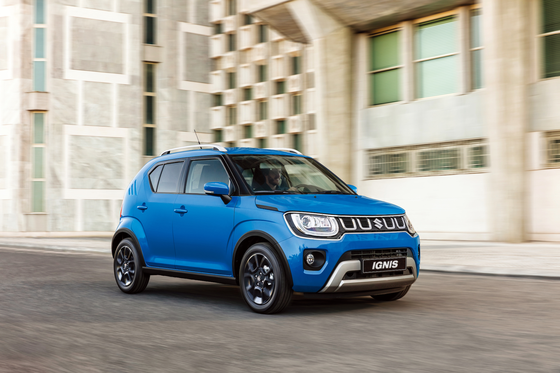 Suzuki Ignis restyling blu