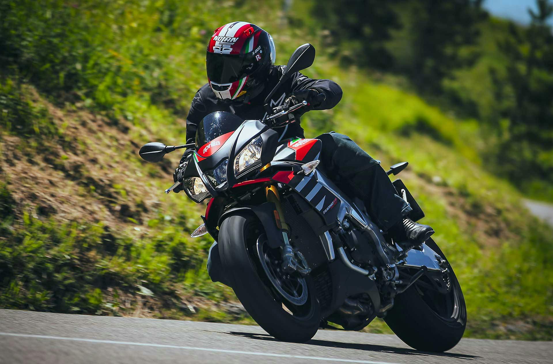Aprilia Tuono V4 1100 Factory 2020