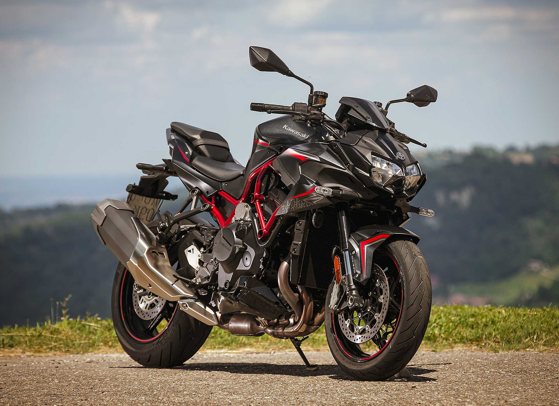 Kawasaki Zh2 migliore maxi naked 2020