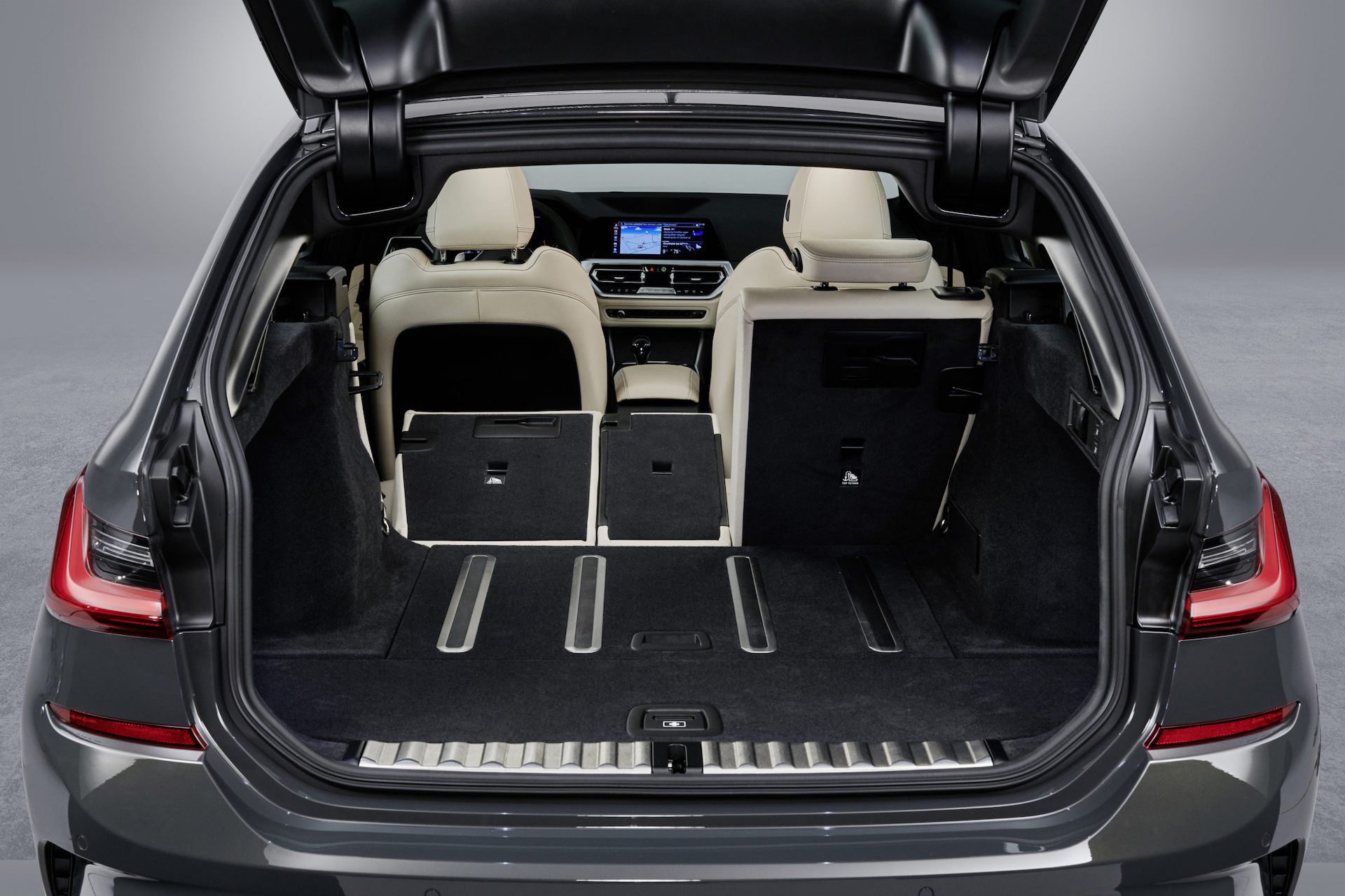 BMW_Serie 3_Touring_sedili abbattuti