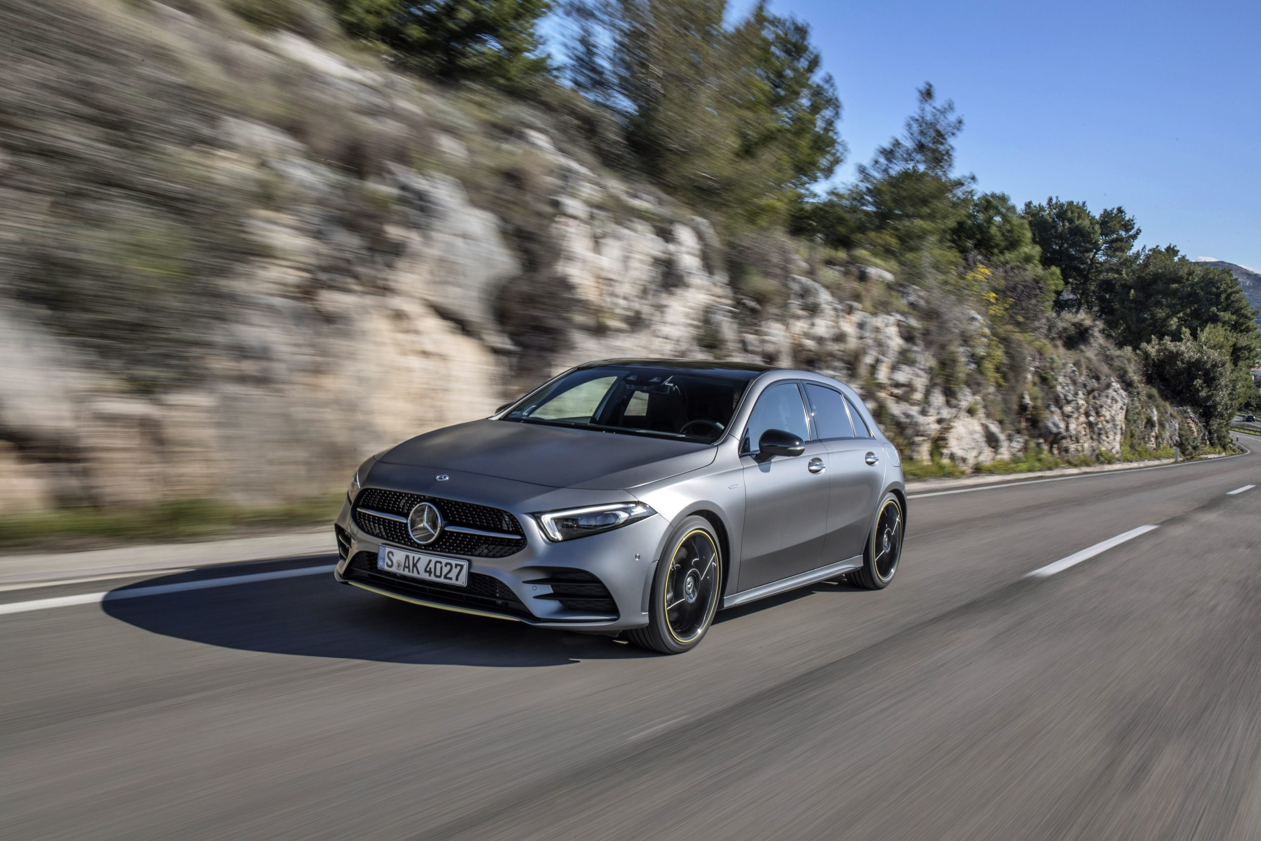 Mercedes Classe A 250 e prova consumi reali