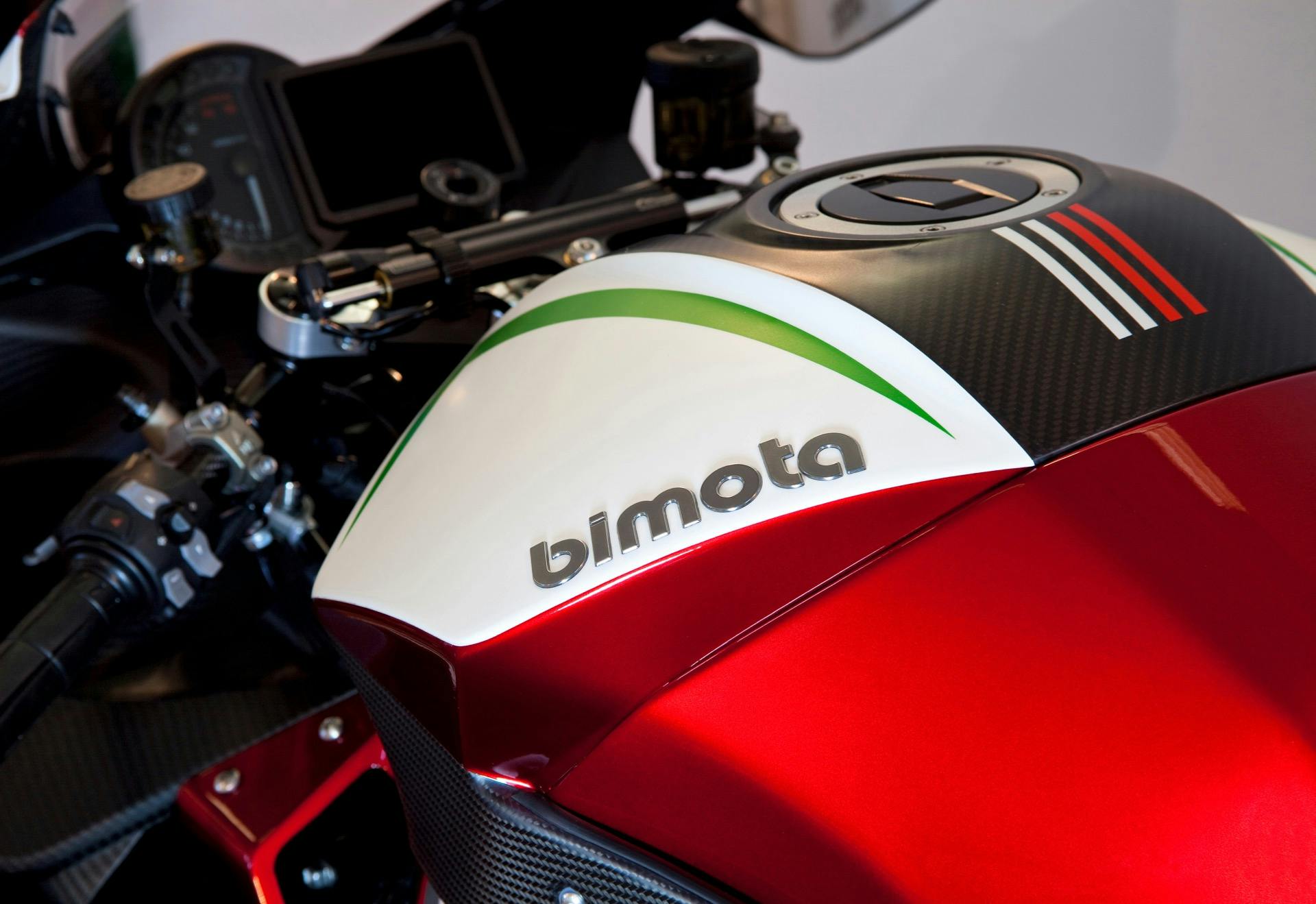 Bimota Tesi H2 serbatoio in carbonio