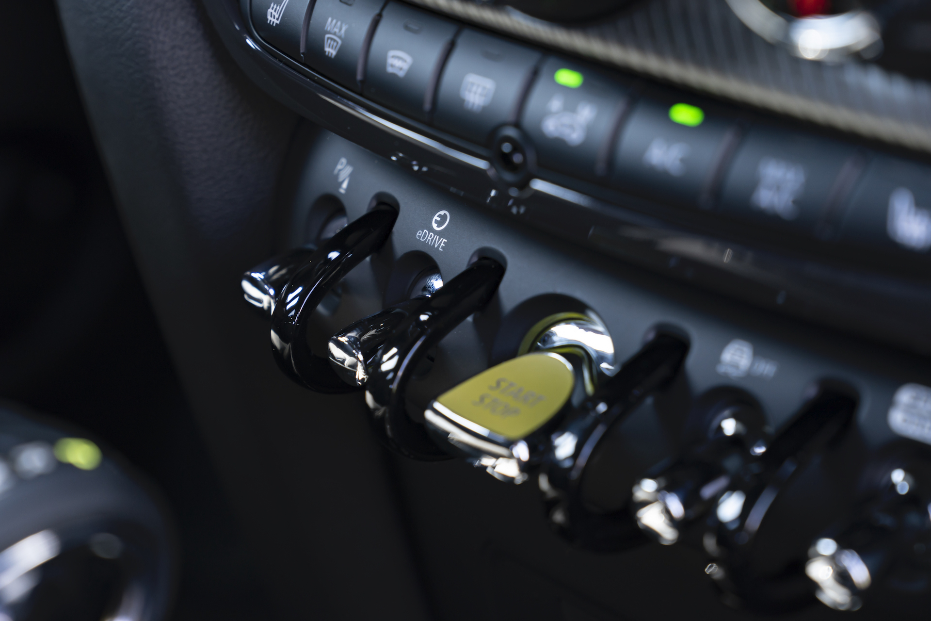 MINI Countryman restyling tasto accensione