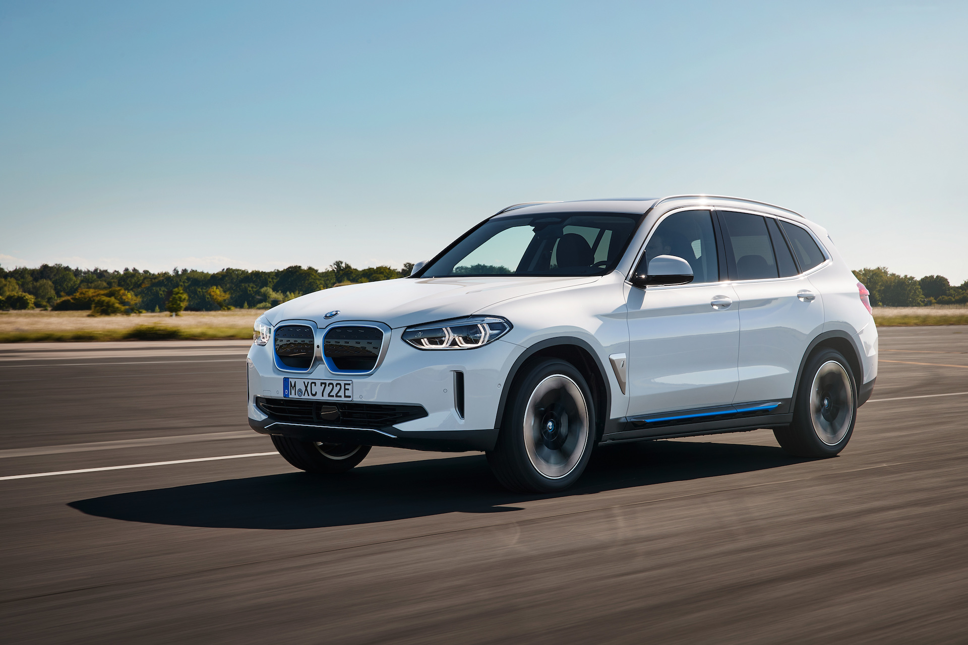 BMW iX3 movimento