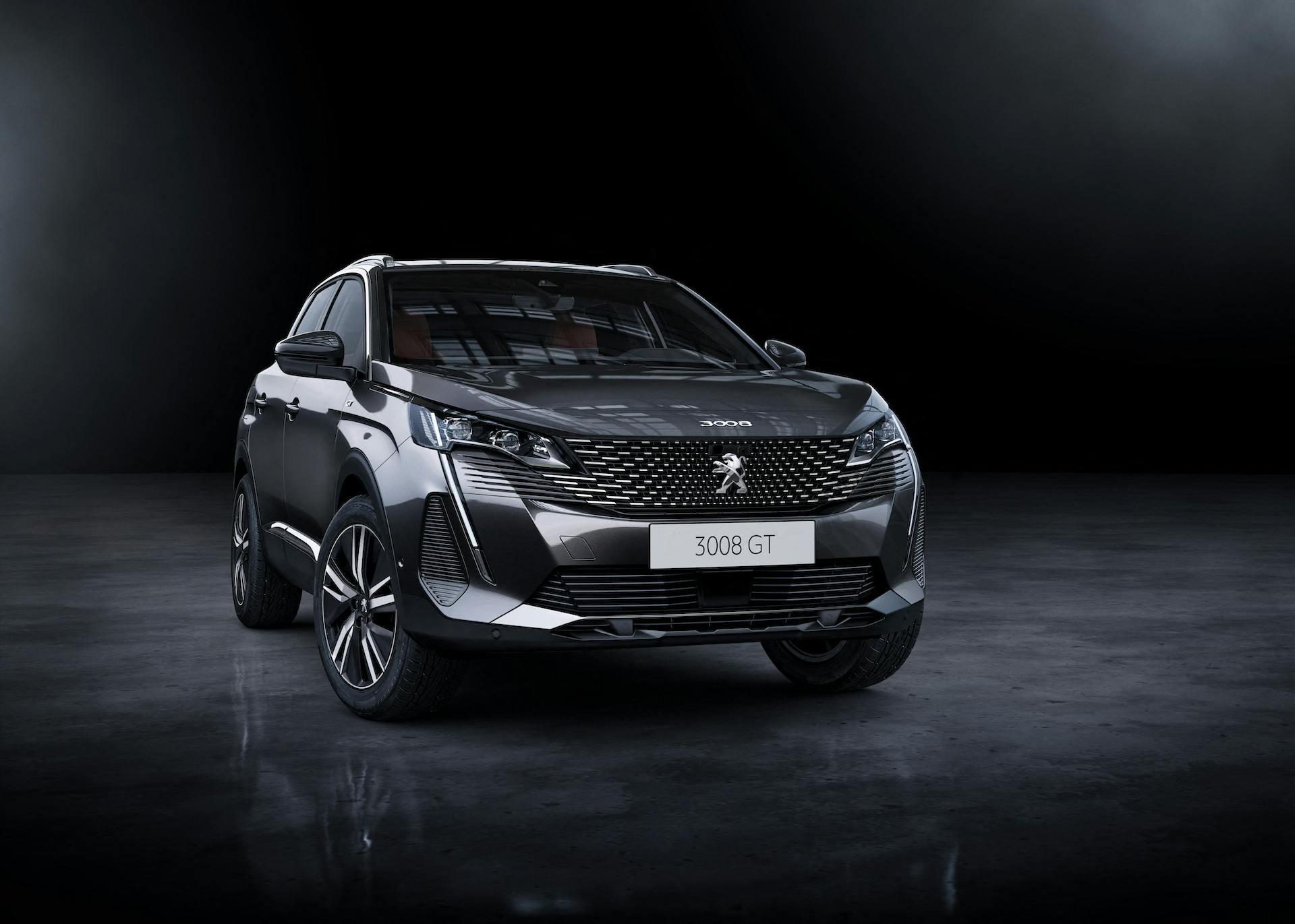 PEUGEOT_3008 tre quarti anteriore
