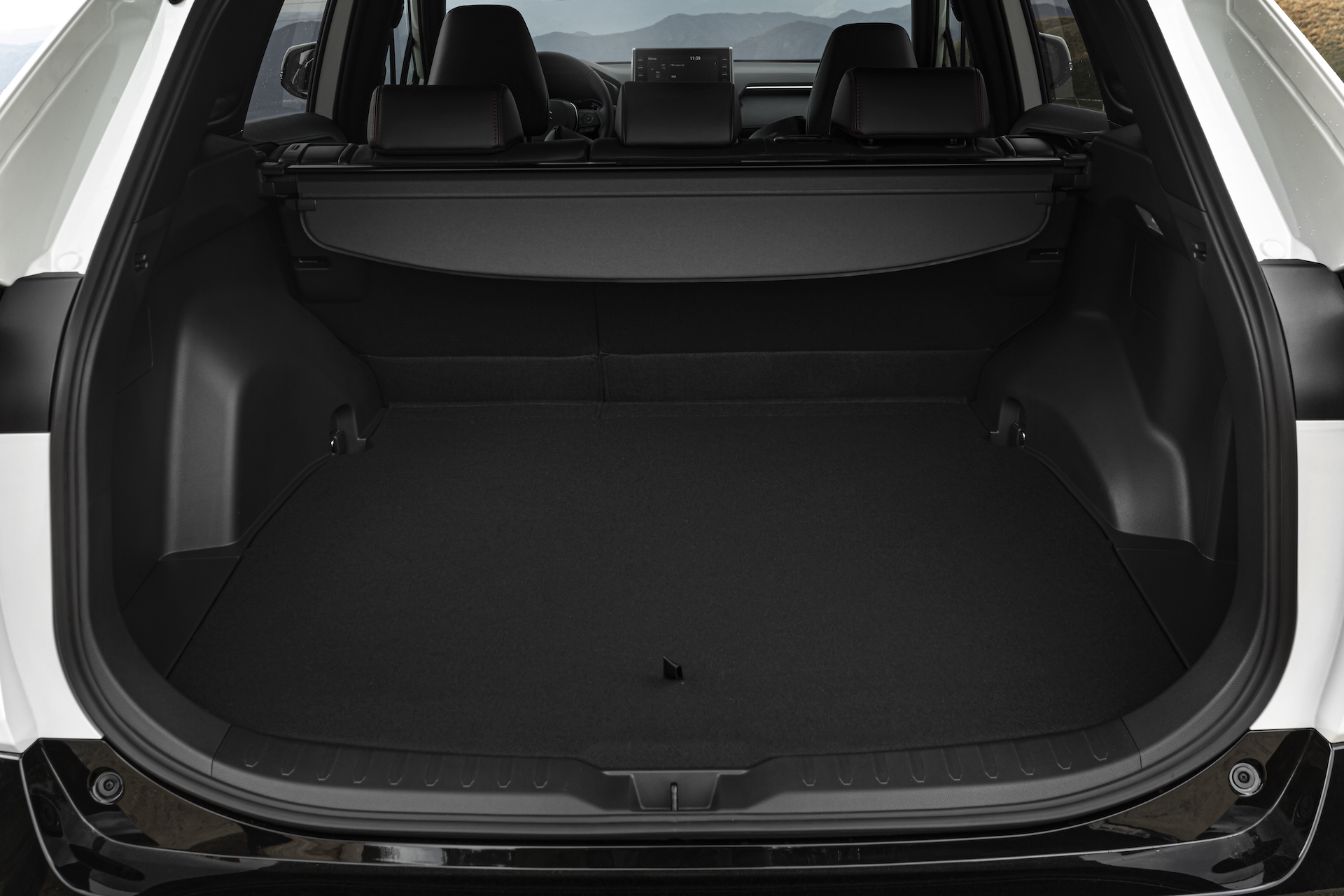 SUZUKI ACROSS PLUG-IN bagagliaio