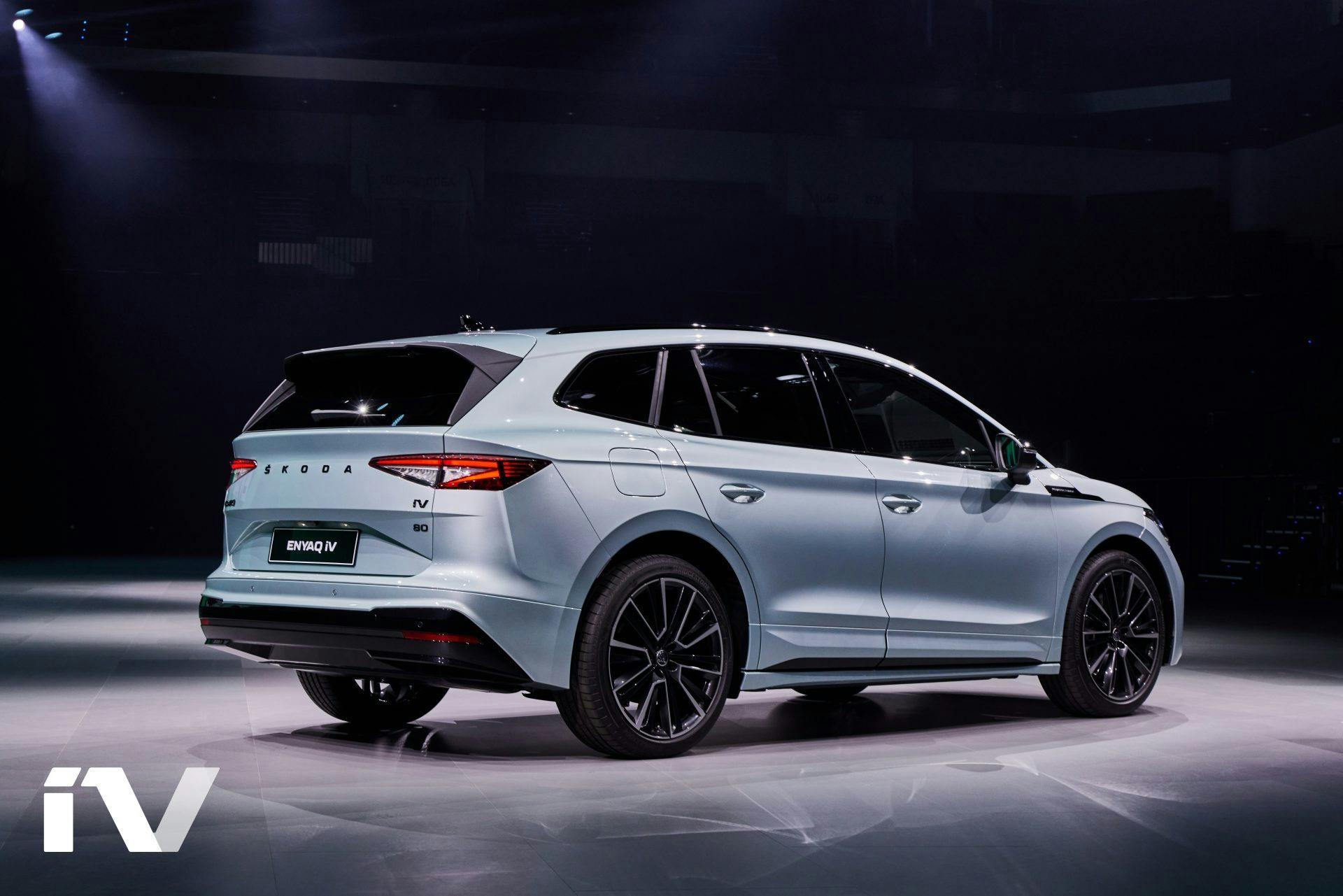 Skoda Enyaq vista posteriore