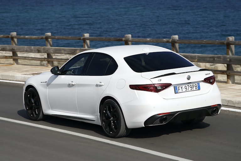 Alfa-Romeo_Giulia Veloce test