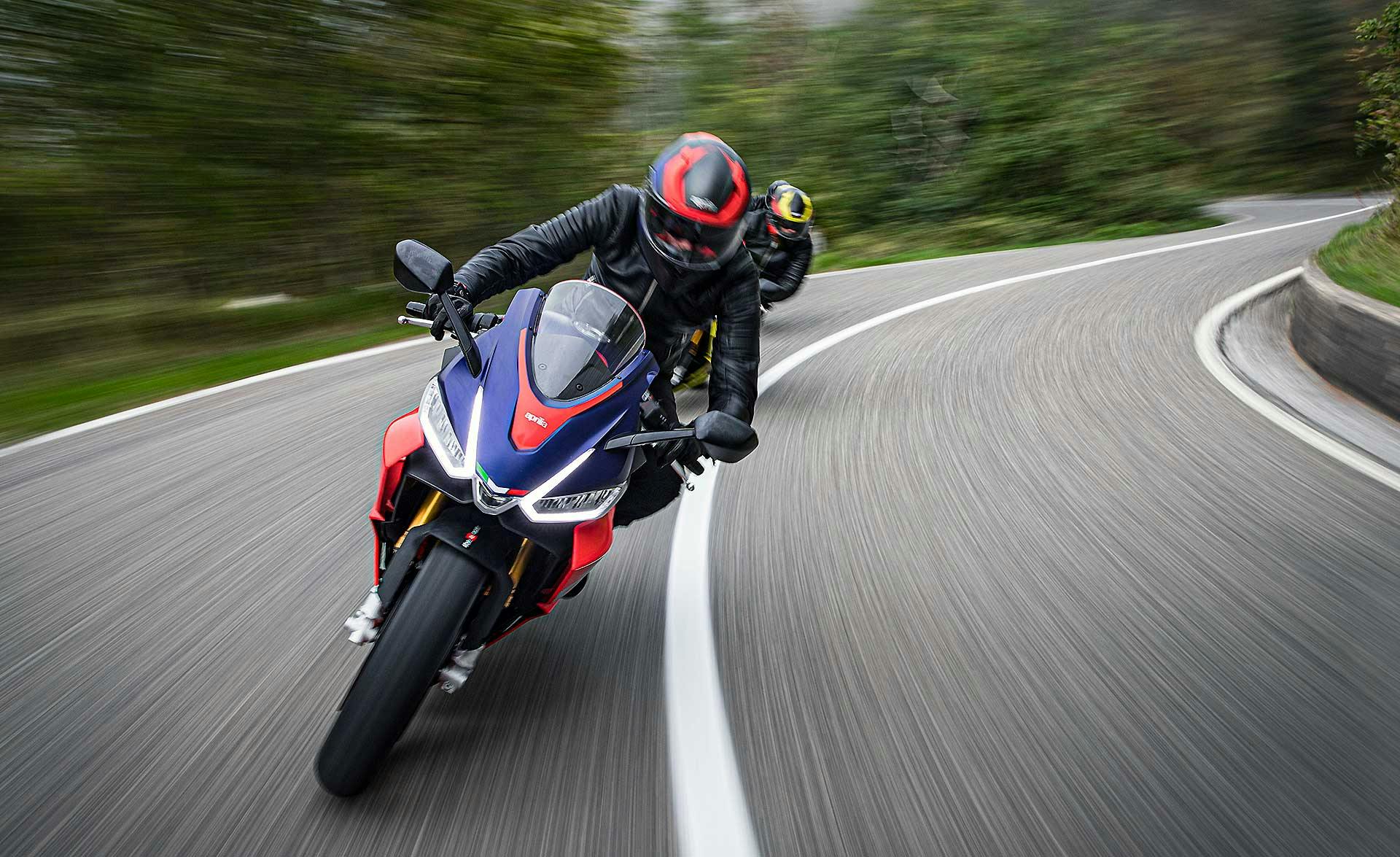 Aprilia RS 660 in azione