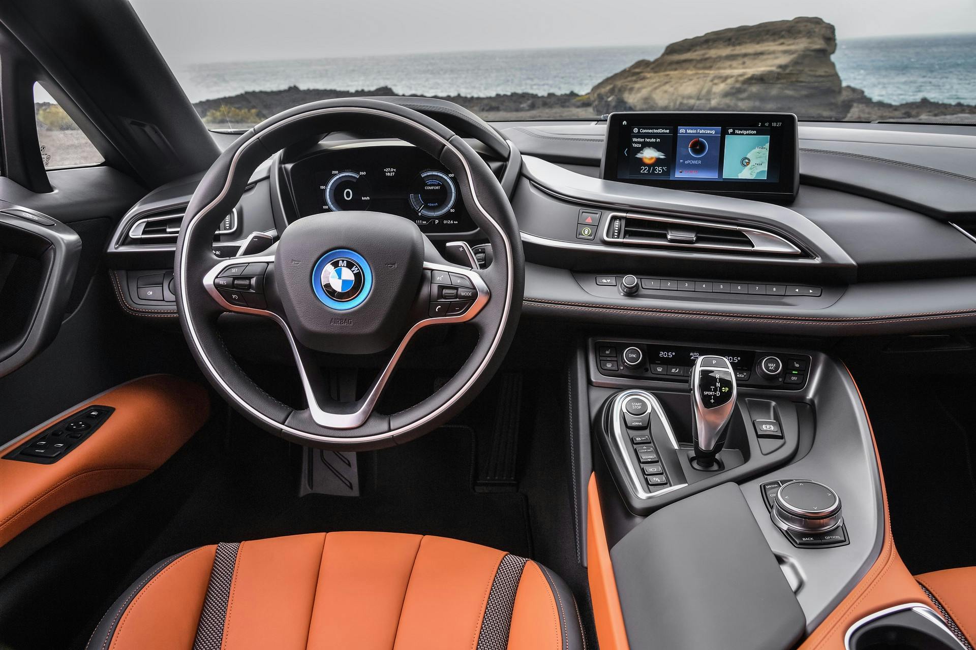 BMW i8 Roadster 2018 interni