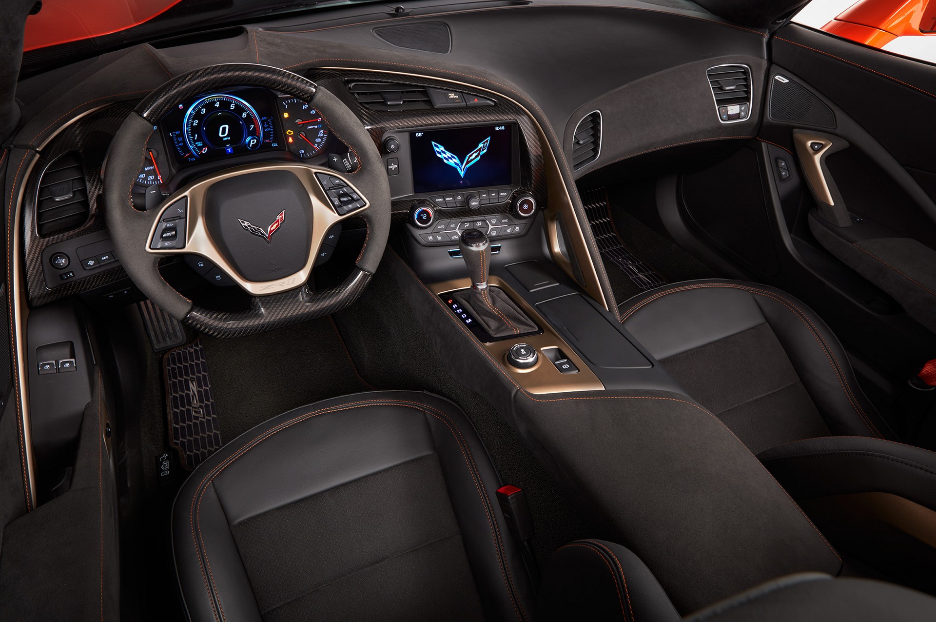 Chevrolet Corvette ZR1 Convertible 2018 interni