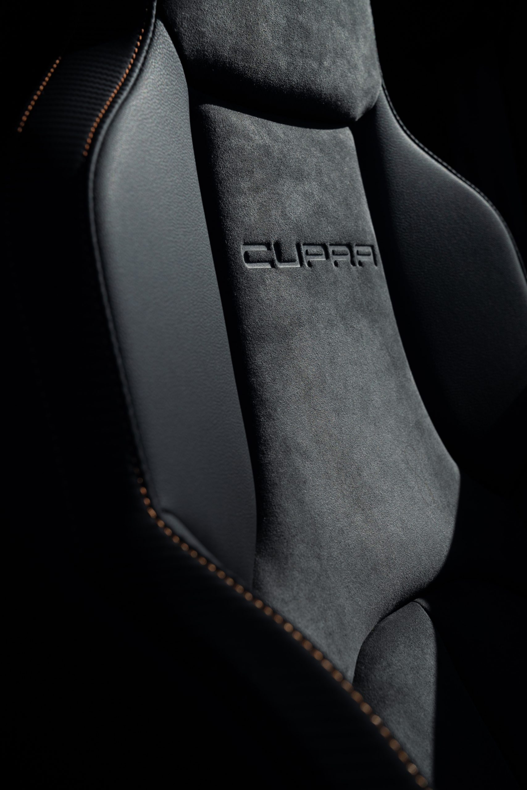 Leon Cupra R ST sedili alcantara e pelle