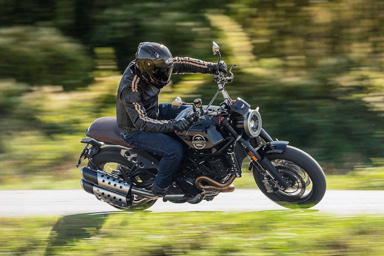 Moto Morini Super Scrambler 1200