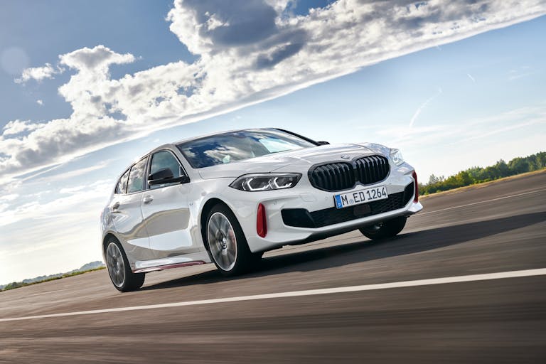 BMW 128 ti tre quarti anteriore