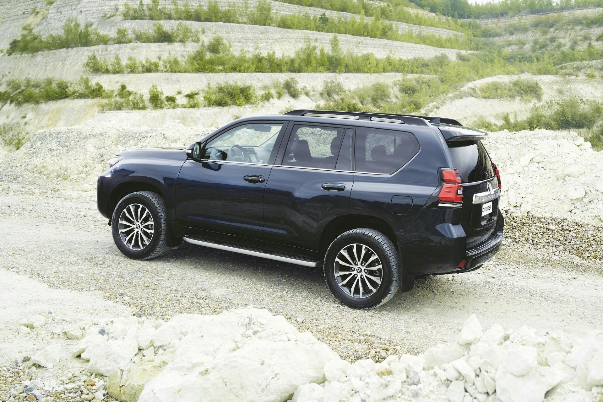 Toyota Land Cruiser 2018 statica