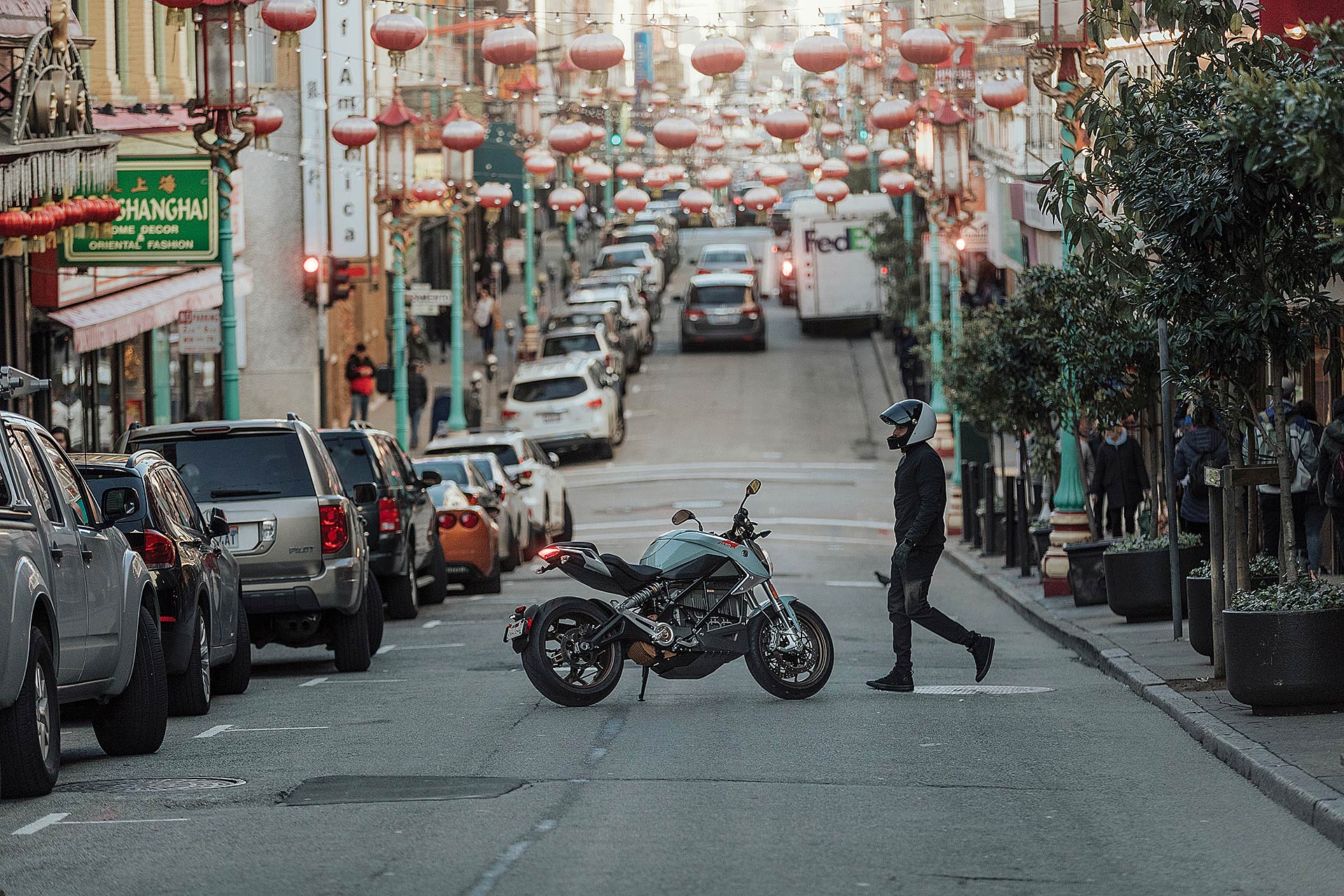 Zero SR/F in parcheggio